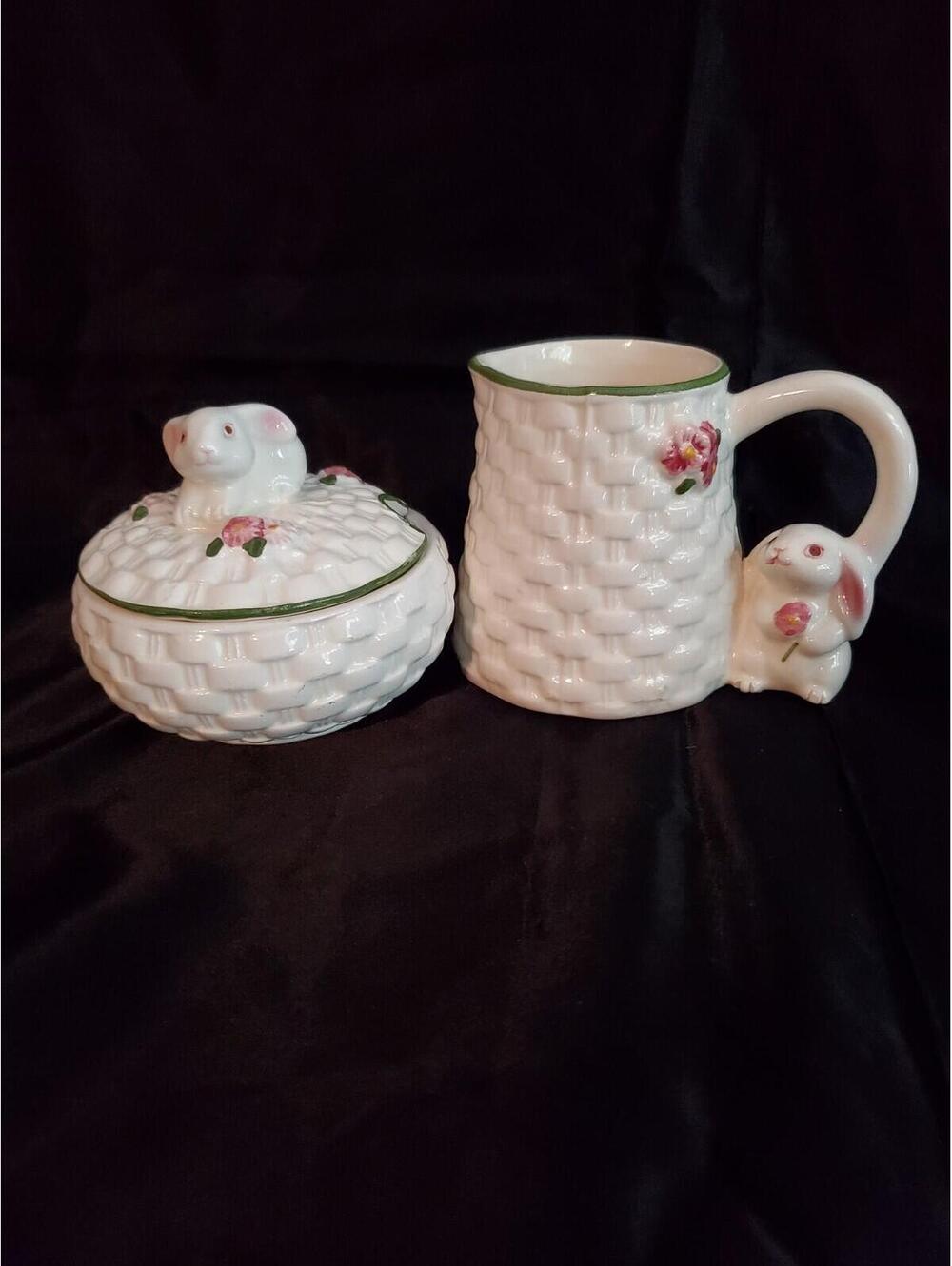 Avon Bunny Vtg Covered Vessel And Pitcher